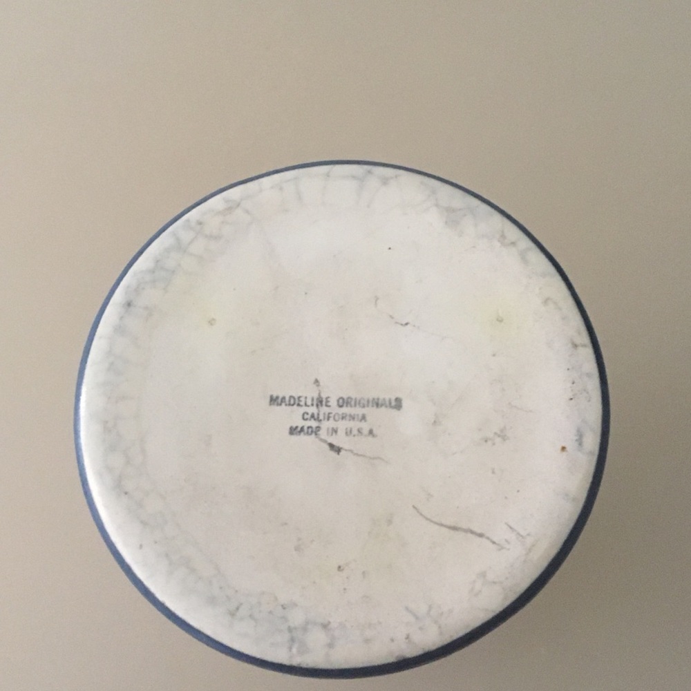 Vintage Madeline Ceramic California Vase - Picture 10 of 11